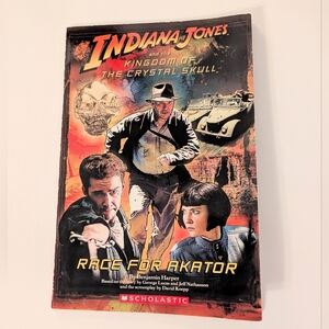 Indiana Jones and the Kingdom Of Crystal Skull - Race For Akator Book/Comic